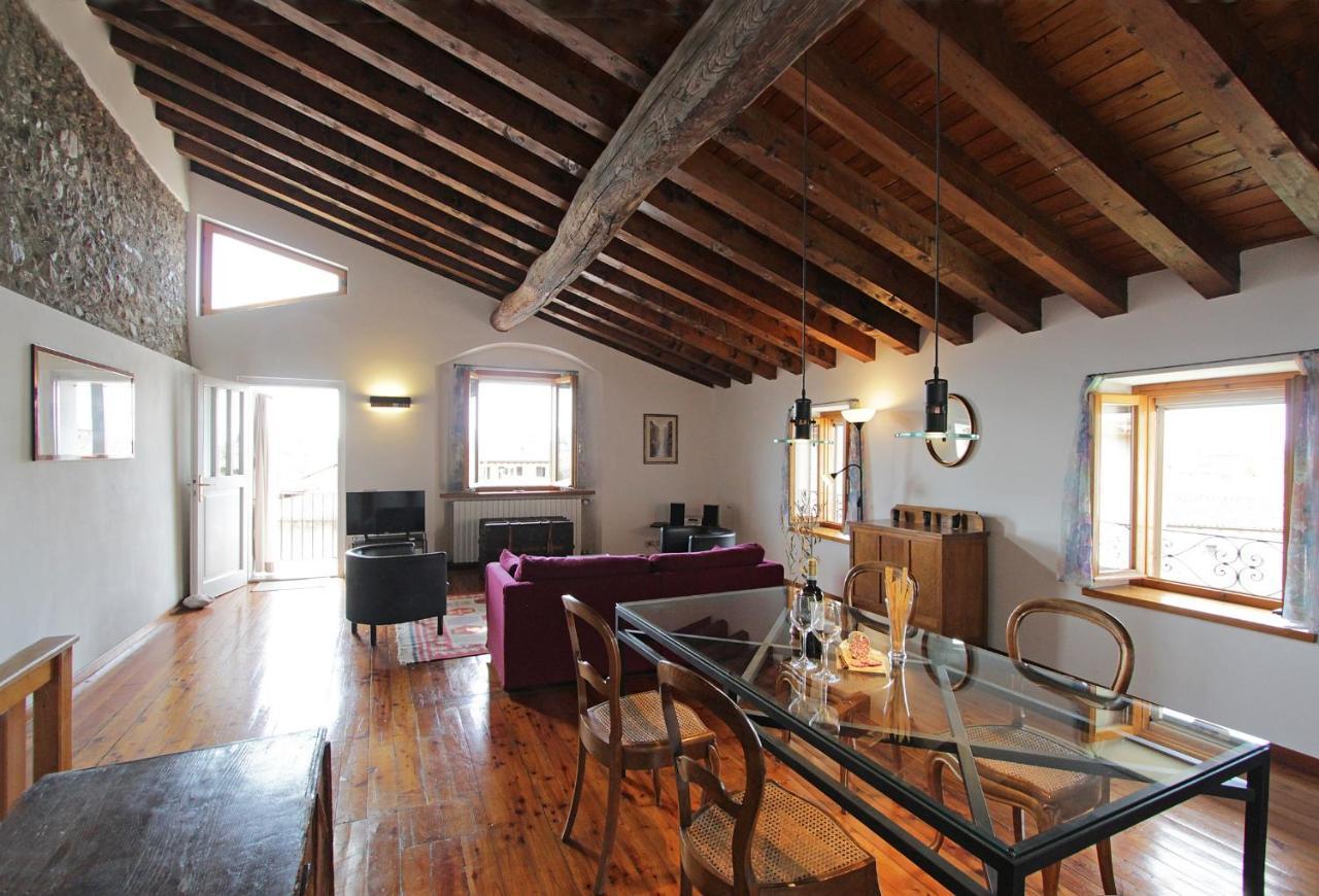 Casa Marsilva - Holiday Apartment With Roof Terrace, Near The Lake 토스콜라노마데노 외부 사진
