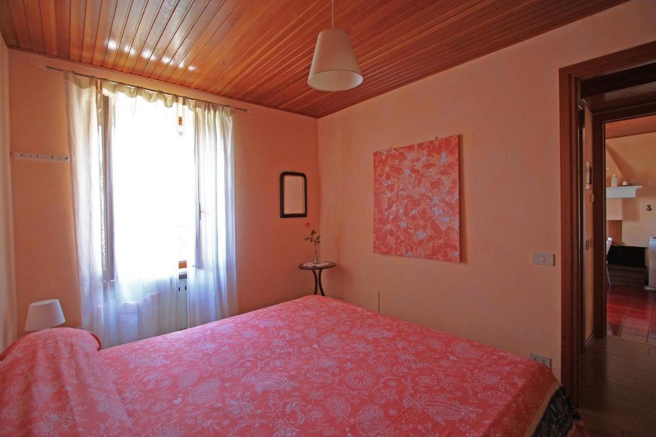 Casa Marsilva - Holiday Apartment With Roof Terrace, Near The Lake 토스콜라노마데노 외부 사진